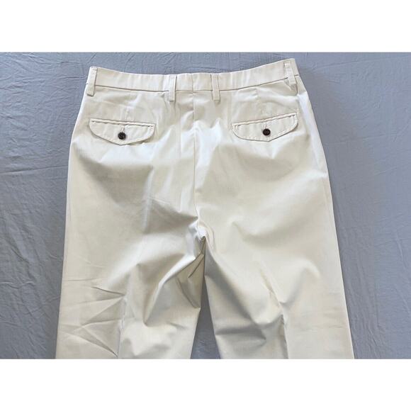 Orvis Men's 'Most Comfortable' Lightweight Flap Pocket Chino Pants. 34X28.5, EUC - Picture 7 of 7